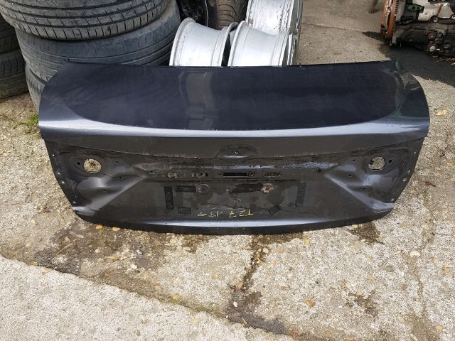 bontott TOYOTA AVENSIS T27 Csomagtérajtó (Üres lemez)