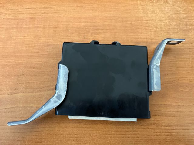 bontott TOYOTA AVENSIS T27 Elektronika (Magában)