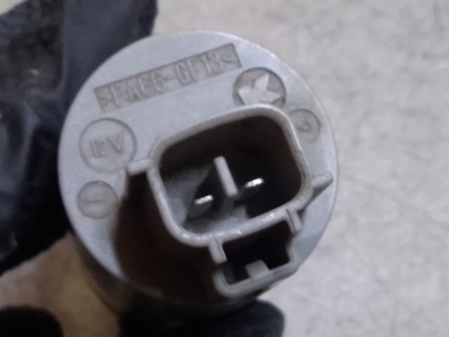 bontott TOYOTA AVENSIS T27 Első Ablakmosó Szivattyú