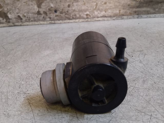 bontott TOYOTA AVENSIS T27 Első Ablakmosó Szivattyú