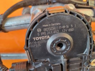 bontott TOYOTA AVENSIS T27 Első Ablaktörlő Szerkezet Motorral