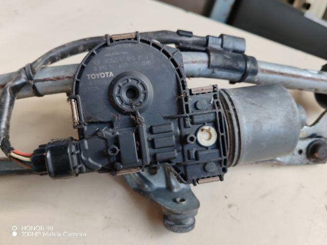 bontott TOYOTA AVENSIS T27 Első Ablaktörlő Szerkezet Motorral