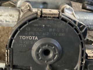 bontott TOYOTA AVENSIS T27 Első Ablaktörlő Szerkezet Motorral