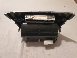 bontott TOYOTA AVENSIS T27 Első Hamutartó