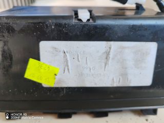 bontott TOYOTA AVENSIS T27 Első Hamutartó