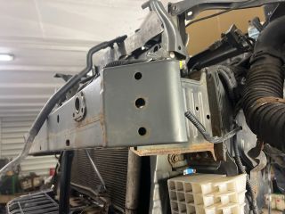 bontott TOYOTA AVENSIS T27 Első Lökhárító Merevítő (Fém)