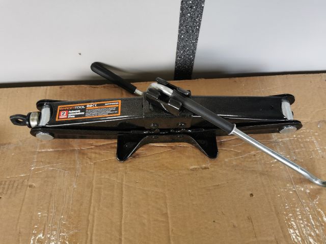 bontott TOYOTA AVENSIS T27 Emelő