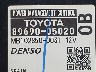 bontott TOYOTA AVENSIS T27 Feszültségszabályzó