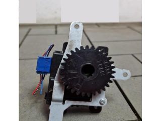 bontott TOYOTA AVENSIS T27 Fűtés Állító Motor