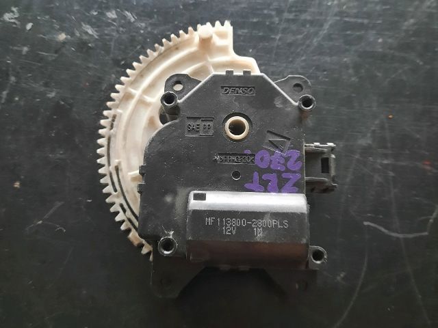 bontott TOYOTA AVENSIS T27 Fűtés Állító Motor