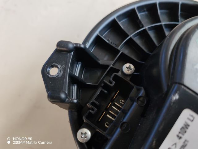 bontott TOYOTA AVENSIS T27 Fűtőmotor (Klímás)