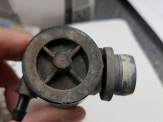 bontott TOYOTA AVENSIS T27 Hátsó Ablakmosó Szivattyú