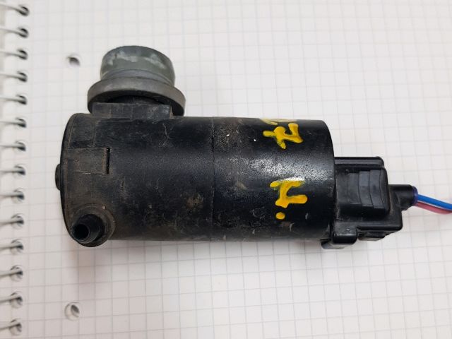 bontott TOYOTA AVENSIS T27 Hátsó Ablakmosó Szivattyú