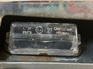 bontott TOYOTA AVENSIS T27 Hátsó Rendszámtábla Világítás