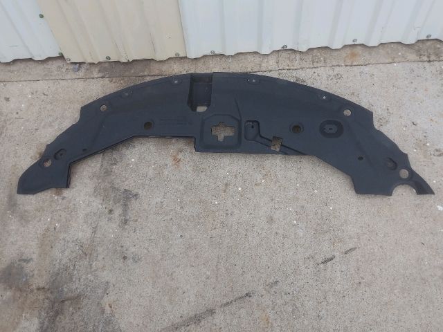 bontott TOYOTA AVENSIS T27 Homlokfal Burkolat