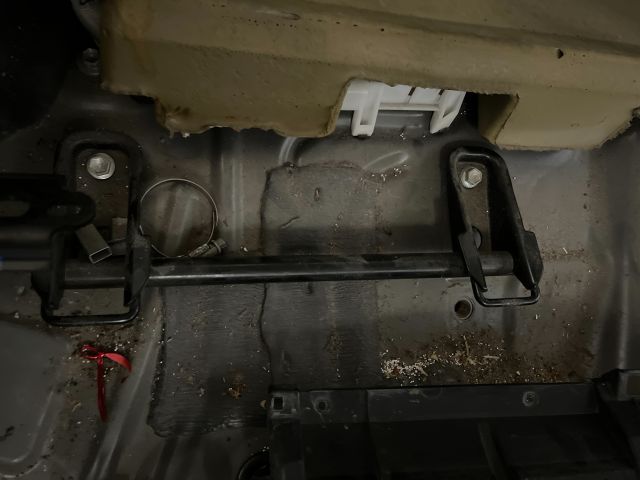 bontott TOYOTA AVENSIS T27 Isofix Rögzítő