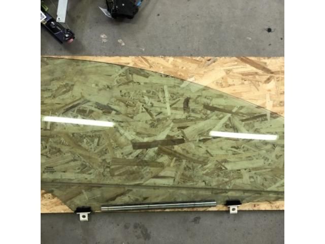 bontott TOYOTA AVENSIS T27 Jobb első Ablak