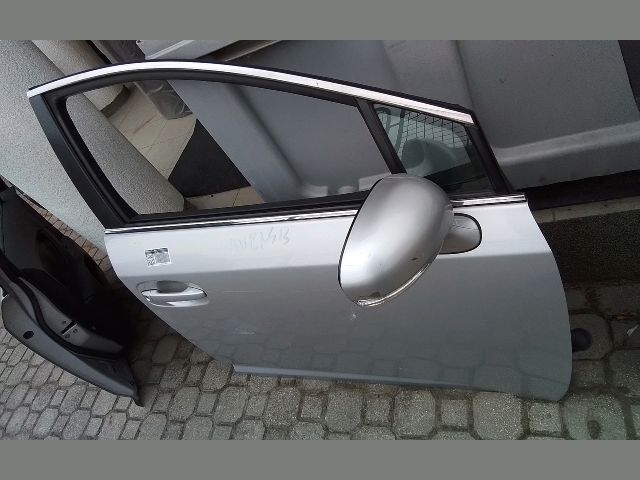 bontott TOYOTA AVENSIS T27 Jobb első Ablak