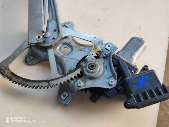 bontott TOYOTA AVENSIS T27 Jobb első Ablakemelő Szerkezet (Elektromos)