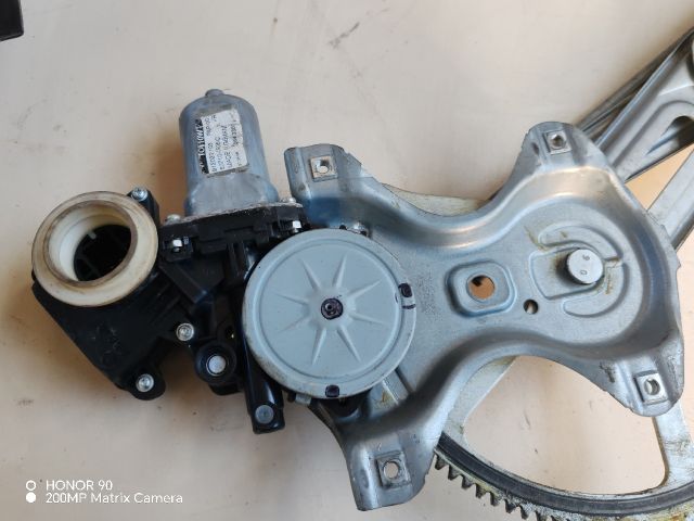 bontott TOYOTA AVENSIS T27 Jobb első Ablakemelő Szerkezet (Elektromos)