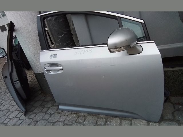 bontott TOYOTA AVENSIS T27 Jobb első Ajtó (Részeivel)
