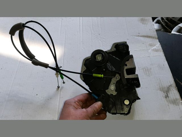 bontott TOYOTA AVENSIS T27 Jobb első Ajtózár