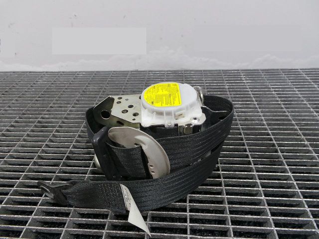 bontott TOYOTA AVENSIS T27 Jobb első Biztonsági Öv