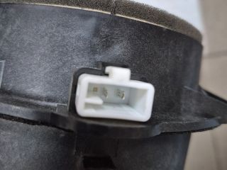 bontott TOYOTA AVENSIS T27 Jobb első Hangszóró