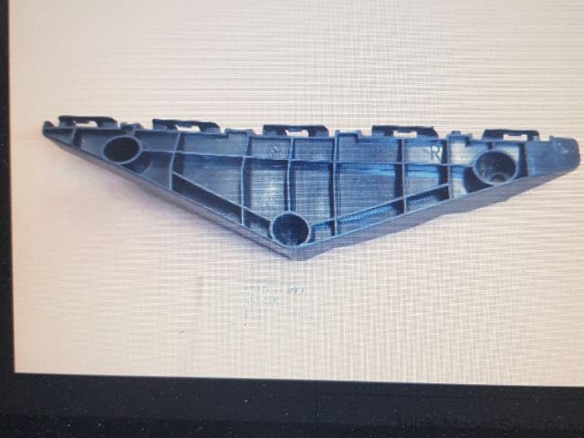 bontott TOYOTA AVENSIS T27 Jobb első Lökhárító Tartó (Műanyag)