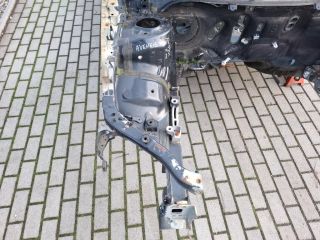 bontott TOYOTA AVENSIS T27 Jobb első Negyed Karosszéria Csomag