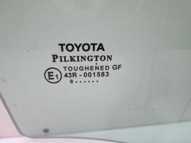 bontott TOYOTA AVENSIS T27 Jobb hátsó Ablak