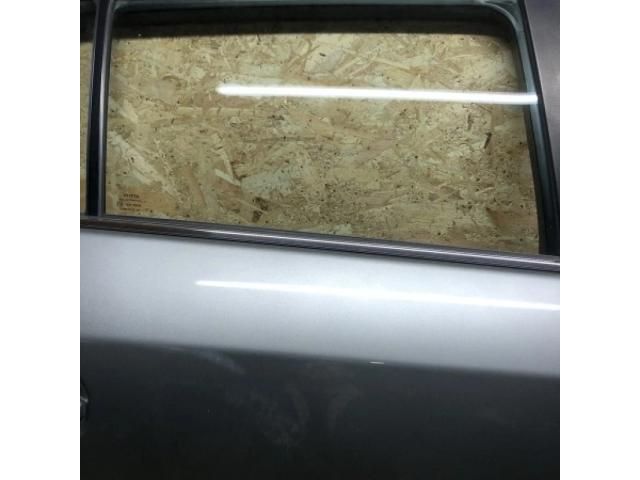 bontott TOYOTA AVENSIS T27 Jobb hátsó Ablak