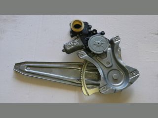 bontott TOYOTA AVENSIS T27 Jobb hátsó Ablakemelő Szerkezet (Elektromos)