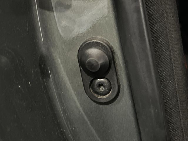 bontott TOYOTA AVENSIS T27 Jobb hátsó Ajtó Kapcsoló