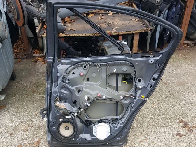 bontott TOYOTA AVENSIS T27 Jobb hátsó Ajtó (Üres lemez)