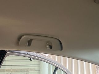 bontott TOYOTA AVENSIS T27 Jobb hátsó Kapaszkodó (Felső)