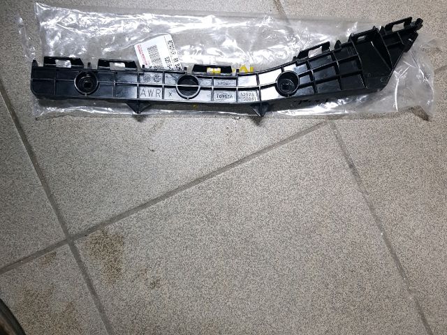 bontott TOYOTA AVENSIS T27 Jobb hátsó Lökhárító Tartó (Műanyag)