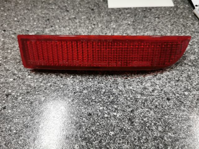 bontott TOYOTA AVENSIS T27 Jobb hátsó Prizma