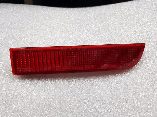 bontott TOYOTA AVENSIS T27 Jobb hátsó Prizma