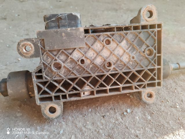 bontott TOYOTA AVENSIS T27 Kézifék Motor