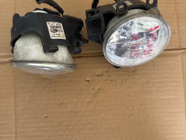 bontott TOYOTA AVENSIS T27 Ködfényszóró (Pozíciófüggetlen)