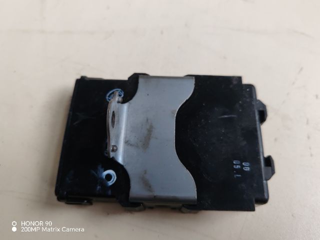 bontott TOYOTA AVENSIS T27 Komfort Elektronika