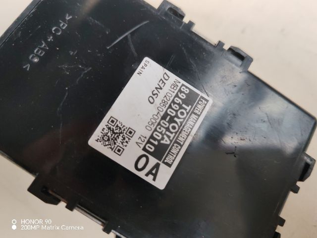 bontott TOYOTA AVENSIS T27 Komfort Elektronika