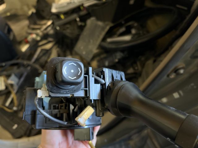 bontott TOYOTA AVENSIS T27 Komplett Kormánykapcsoló (Bajuszkapcsoló)