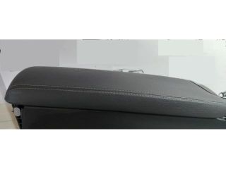 bontott TOYOTA AVENSIS T27 Könyöklő