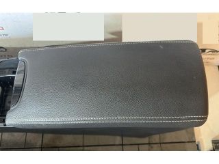 bontott TOYOTA AVENSIS T27 Könyöklő