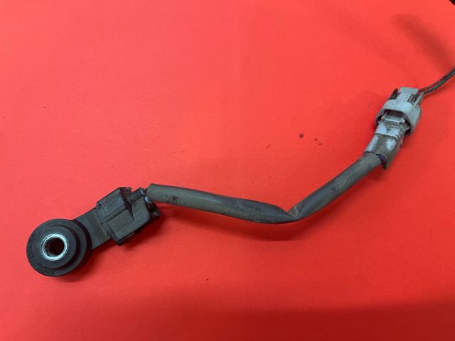 bontott TOYOTA AVENSIS T27 Kopogás Jeladó