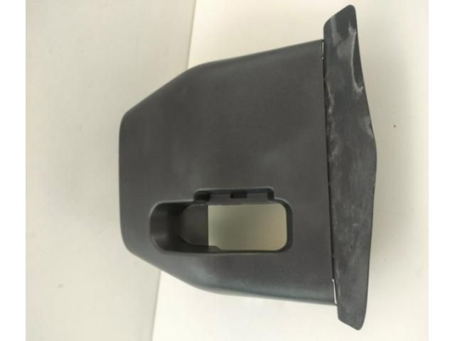 bontott TOYOTA AVENSIS T27 Kormányközép Burkolat