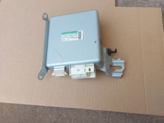 bontott TOYOTA AVENSIS T27 Kormánymű Elektronika