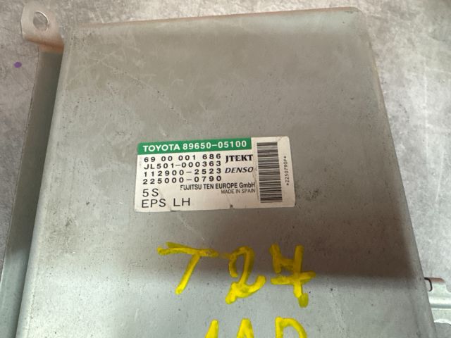 bontott TOYOTA AVENSIS T27 Kormánymű Elektronika